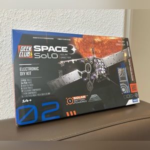 Space O DIY Engineering Kit - Solar Orbiter Model Building Kit - Solar-Powered